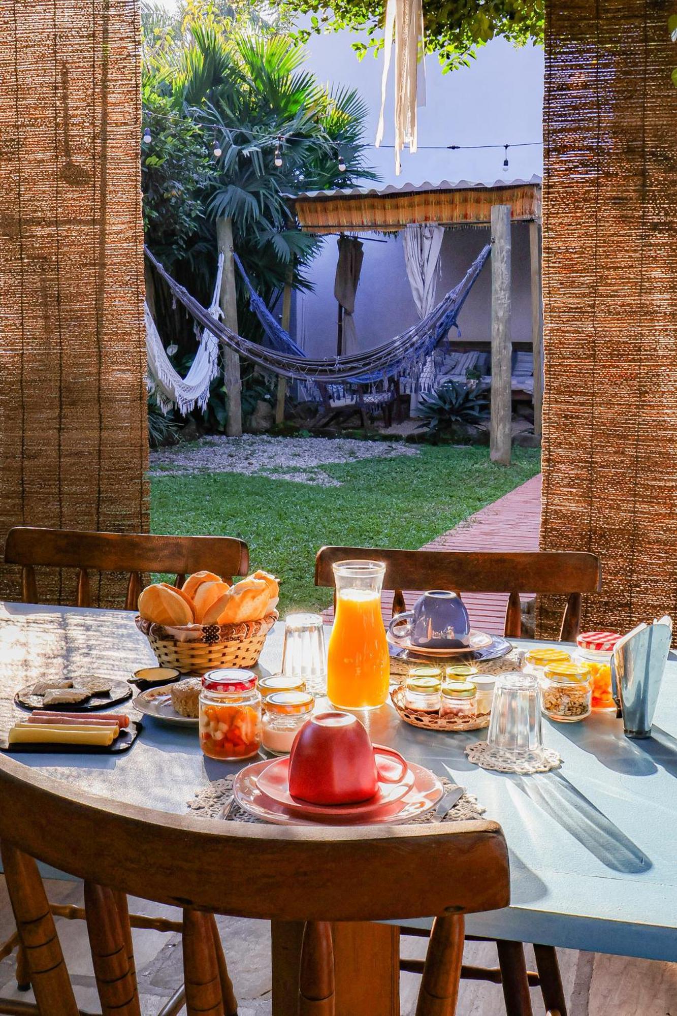 Com Verso e Prosa RePouso e Café Parati Esterno foto